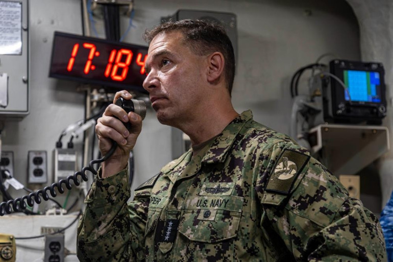 Witkoff’tan Umman Denizi’ndeki ABD uçak gemisine ziyaret