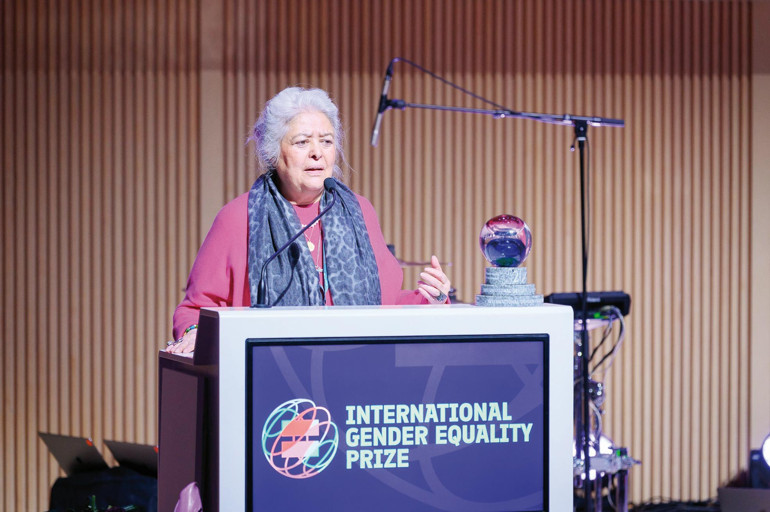  ‘Ev hapsindeyiz, bu yavaş bir ölüm’