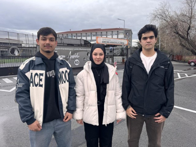 Öğrenciler çekinmesin diye yaptı | Okul müdüründen dikkat çeken makam odası uygulaması