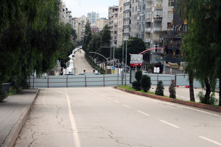  Yıkım çalışması başladı