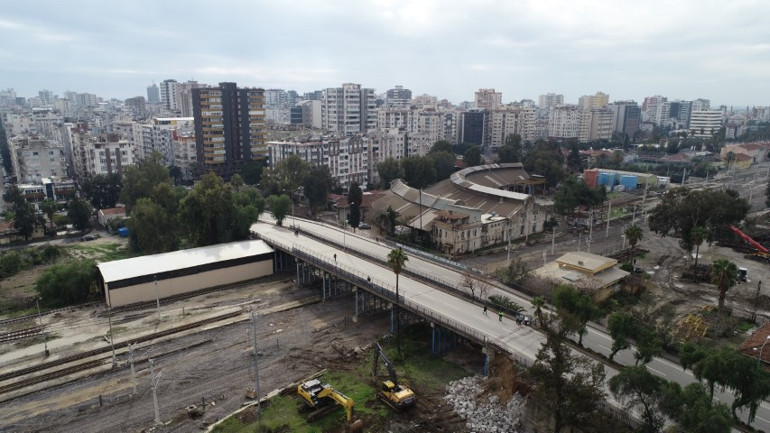  Yıkım çalışması başladı