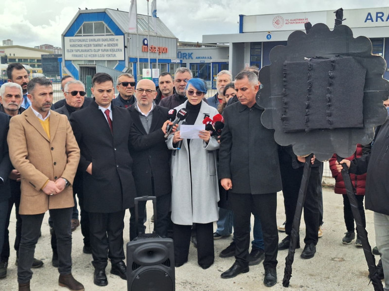 Araç muayene istasyonunda polis memurunu döverek öldürmüşlerdi: Saldırganların ifadesi ortaya çıktı