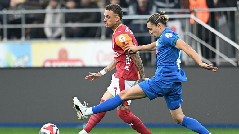 Performanslarıyla göz doldurdu