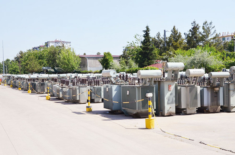 Tarlada elektrik kovalamaca