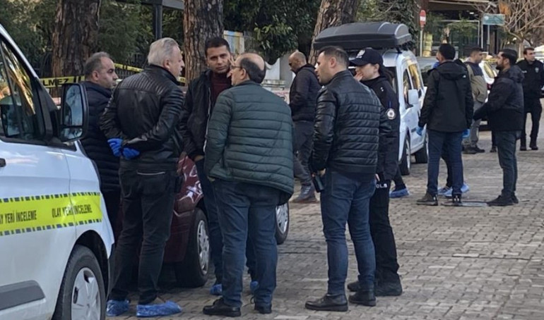 Feci olay... Yaşlı çift evlerinde bıçaklanarak öldürülmüş halde bulundu