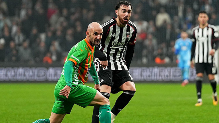 Beşiktaş-Alanyaspor maçını yorumladı: Vakit geçirmesi gereken yer fitness salonu