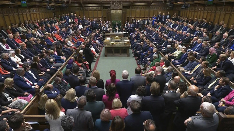  Kritik isim istifa etti Başbakan Starmer görevden alınabilir