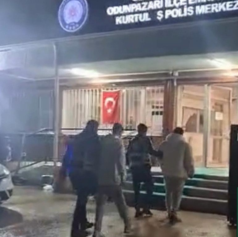 Radar taklidi kendilerine pahalıya mal oldu: Ceza kesildi, soruşturma başlatıldı