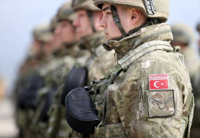 Mehmetçik Almanyada gövde gösterisine hazırlanıyor NATO Birlikte güçlüyüz etiketi ile paylaştı: Tatbikat için intikal ettiler