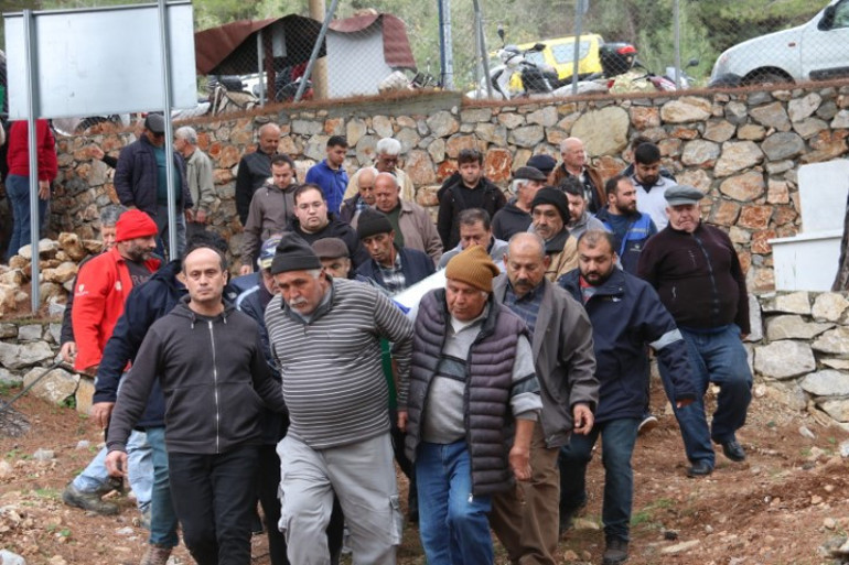 Babaanne ile 3 yaşındaki torunu toprağa verildi