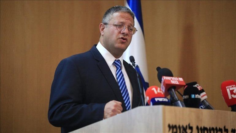  İnsanlığı ayaklar altına alacak karar