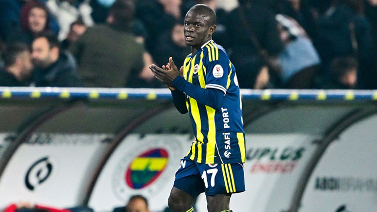 Fenerbahçede NGolo Kante siftah yaptı, Kerem Aktürkoğlu golleriyle coştu