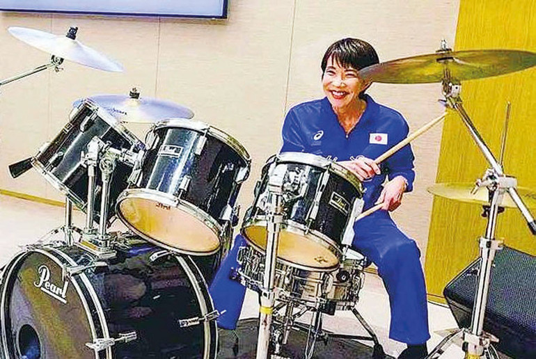 Demir Leydi’den tarihi zafer... Japon Z kuşağı kadın başbakanı çok sevdi