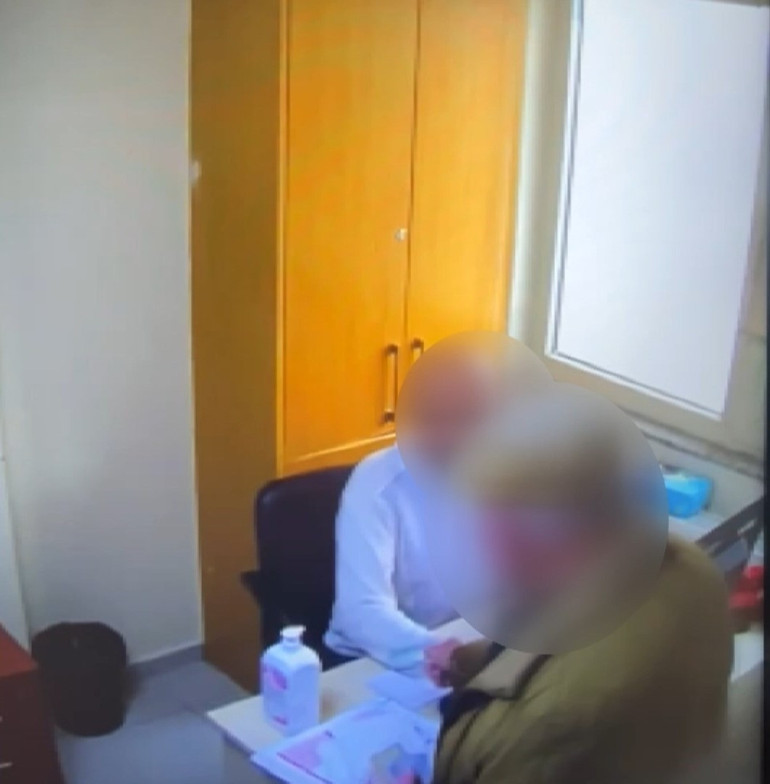 Üsküdar Devlet Hastanesinde rüşvet skandalı: 2 doktor gözaltına alındı