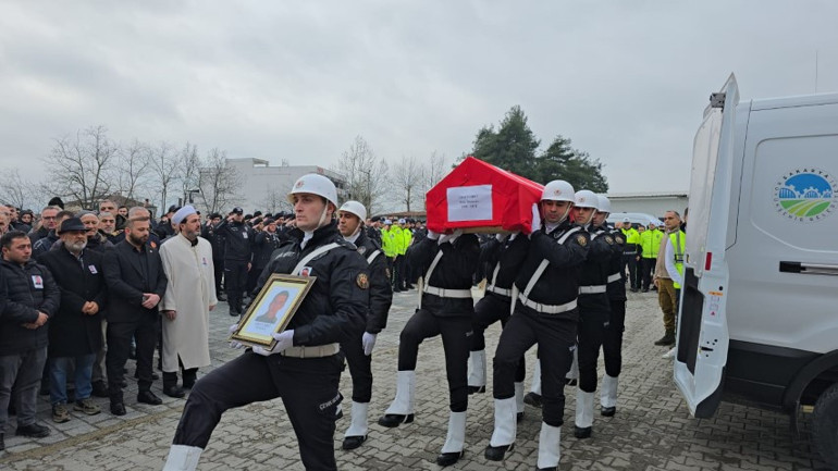 Kazara kendini vuran polis memuru için tören düzenlendi
