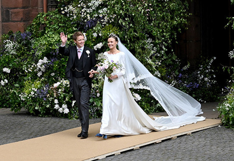 İkisinin kızları da tantanayla dünyaya geldi: Şimdi erkek çocuğu bulana kadar doğuracaklar