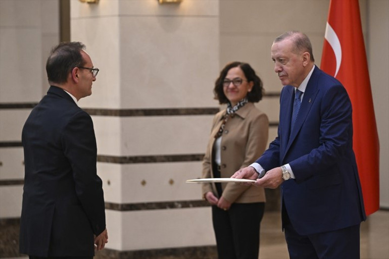 Cumhurbaşkanı Erdoğan, 3 ülkenin büyükelçisini kabul etti