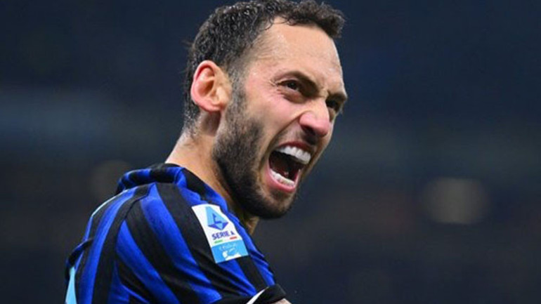 Galatasaray, Hakan Çalhanoğlu transferini bitiriyor Tarih belli oldu