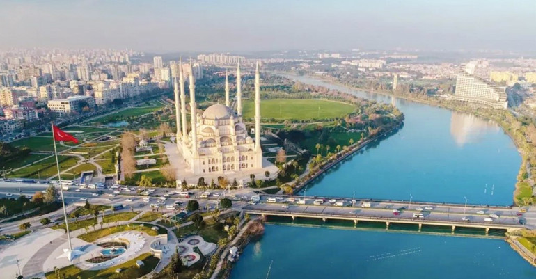 Aynı anda 10 flört