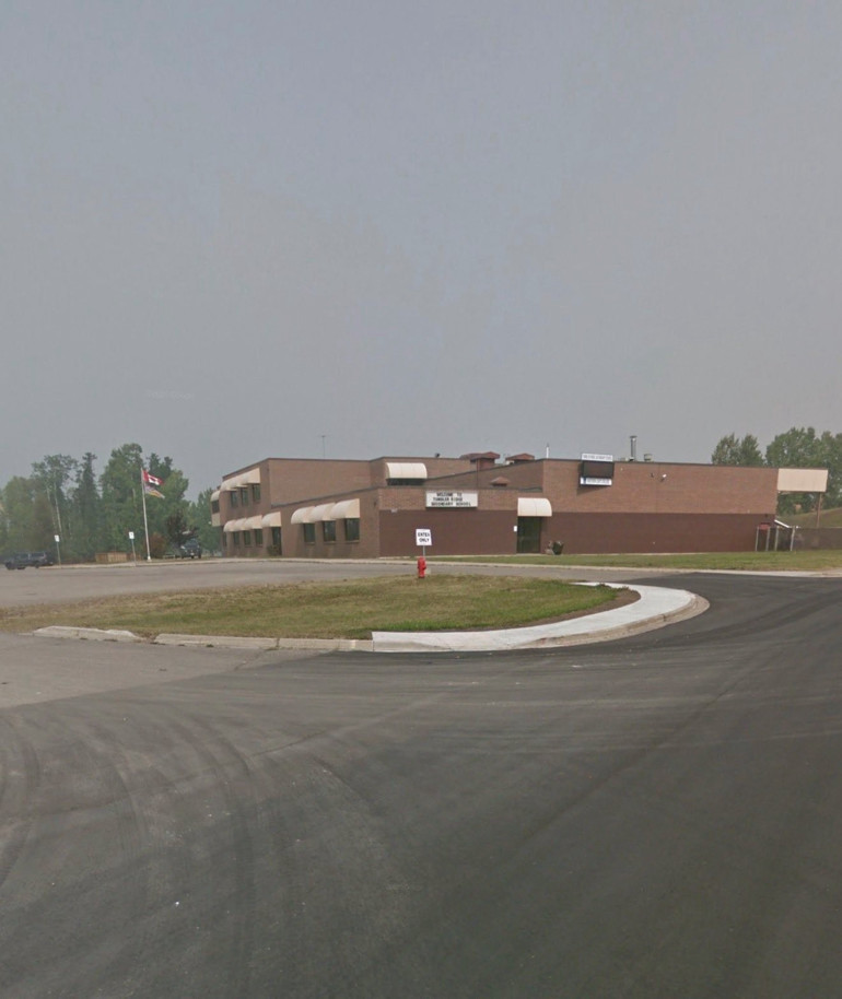 Kanadada okulda silahlı saldırı 10 kişi hayatını kaybetti