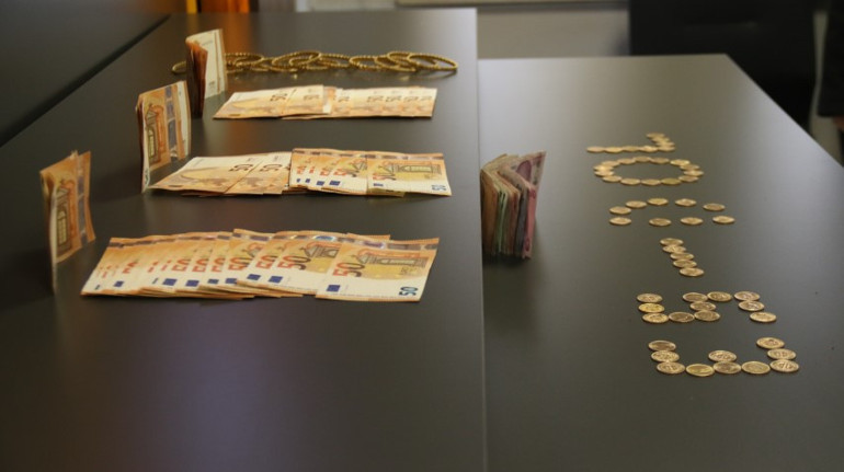  Yaşlı adamı 5 milyon 200 bin lirasını dolandırdılar | Kimliklerimize başkalarının fotoğrafını yapıştırmışlar