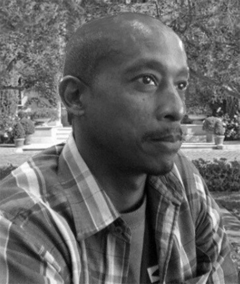 Bir zamanlar geleceği parlak bir çocuk oyuncuydu... Öylesine unutuldu ki ölümü bile aylar sonra duyuldu... Sessiz sedasız göçüp gitti