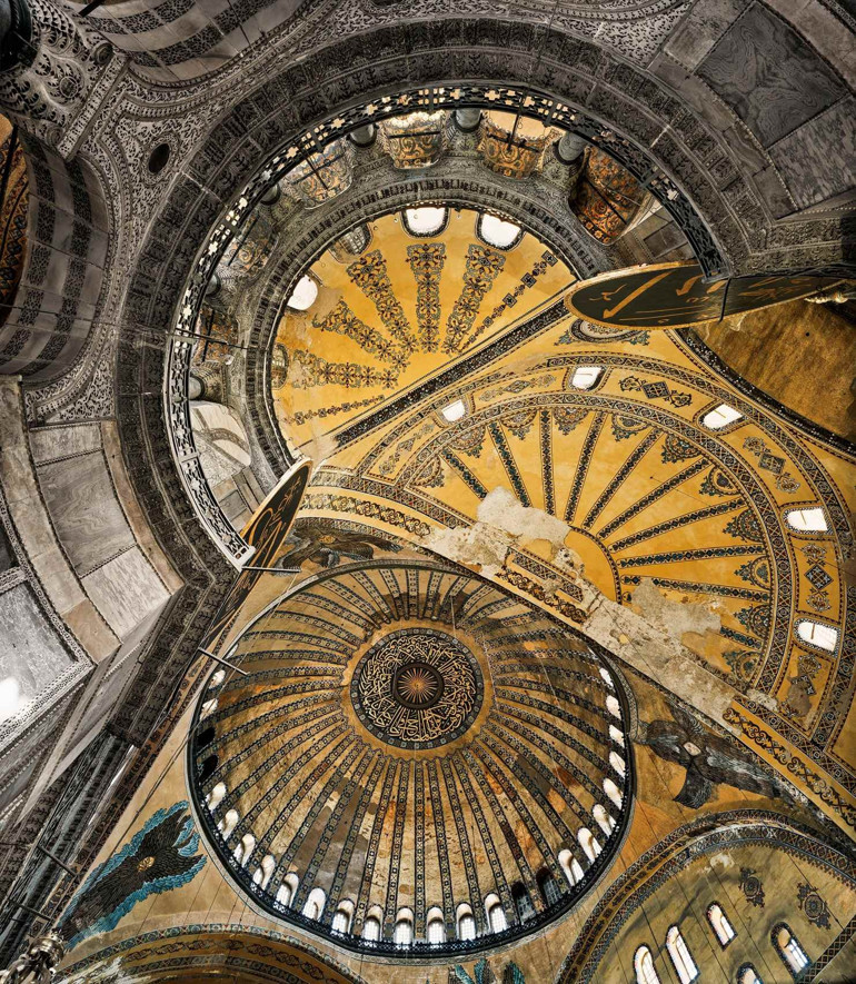 Ahmet Ertuğ’un fotoğraf sergisi “Beyond the Vanishing Point” Venedik’te