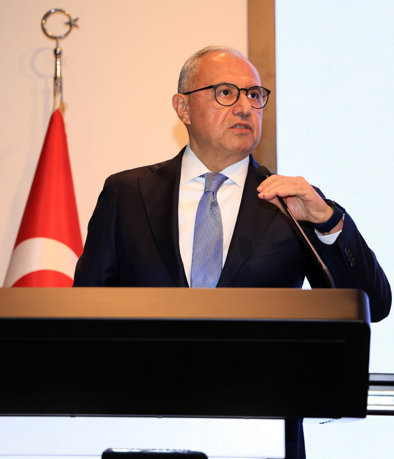 AOSB’de Sütcü güven oyu aldı