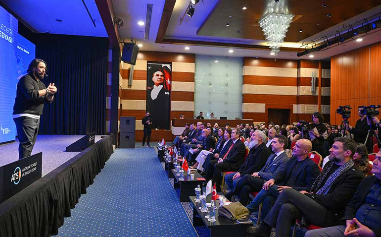 Sosyal medya bağımlılık mı