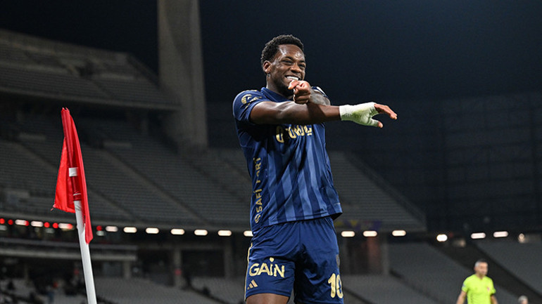 Fenerbahçenin eski oyuncusu Jhon Duran için çarpıcı açıklama Ayrılacağı öngörülmüyordu