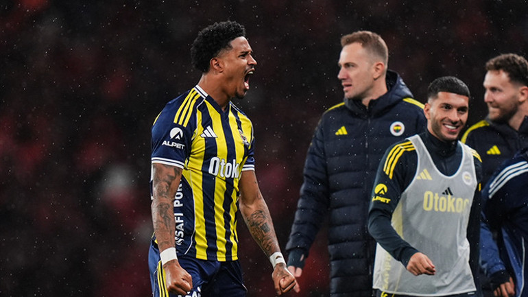 Fenerbahçede Tedesconun vazgeçilmezi Oosterwolde