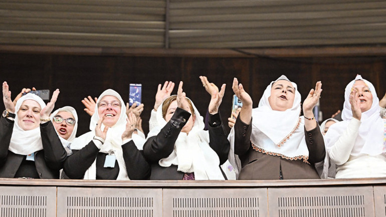 Depremzedelere 2 yıl ödemesiz faizsiz konut