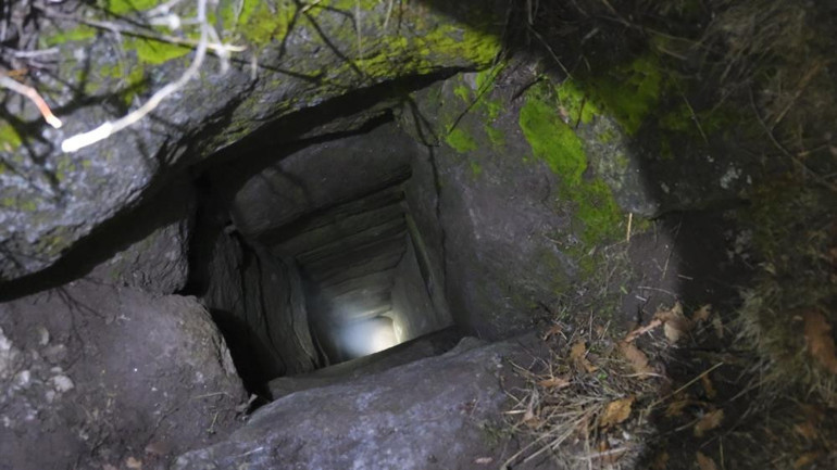 Define bulmak için girdikleri sarnıçta mahsur kaldılar 4 saatte kurtarıldılar