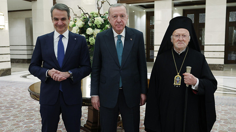 Cumhurbaşkanı Erdoğan ve Miçotakis görüşmesinin perde arkası: Yunan basını, tesbih ve albüm detaylarını yazdı