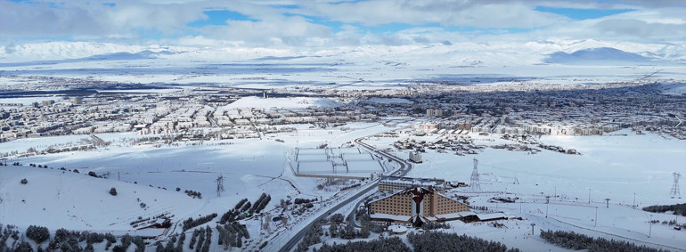 Doğu Anadolunun en büyüğü... Erzurum Havzasının temelinde kaldera keşfedildi 60 kilometre çapında
