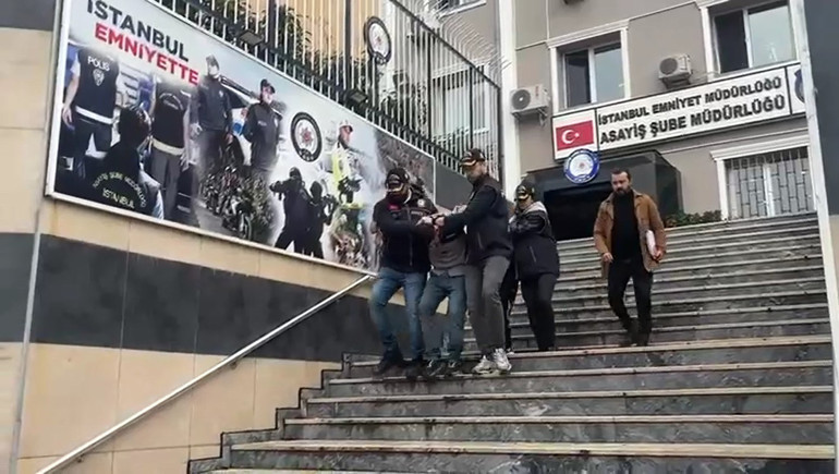 Büyükçekmecede iş yerini molotofkokteyli atan 3 kişi tutuklandı