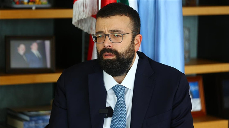  Takdir ve teşekkür etmek gerekir