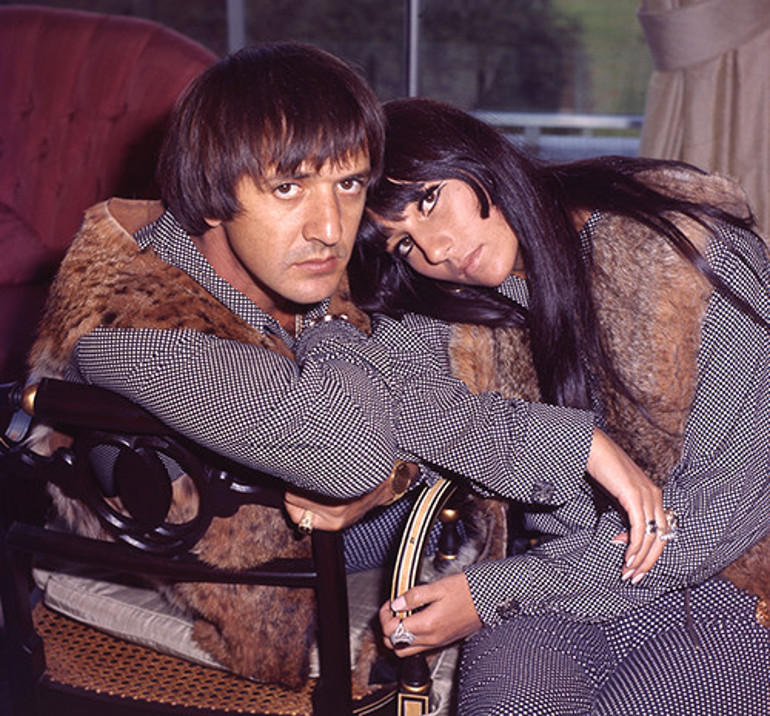  Daha 17 yaşındayken arkadaşımın evinde tacize uğradım... Elini kana bulamasın diye sevgilime söylemedim