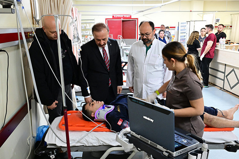  3 askeri personel yaralandı