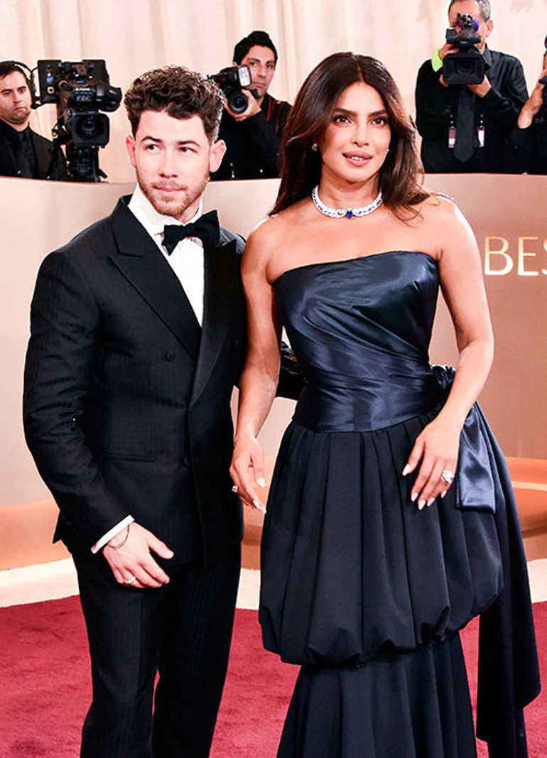 Kendisinden 10 yaş genç kocasıyla korkarak evlenmişti... İlişkimizden rahatsız olanlar var... Ayrılmamızı daha çok beklerler