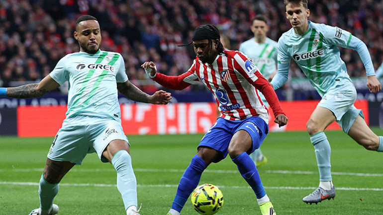 Atletico Madrid-Barcelona maçında Lookman ezdi geçti, Fenerbahçeli taraftarlar isyan etti Dev tepki