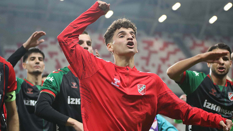 Fenerbahçe transferi bitirdi 19luk yetenek geliyor