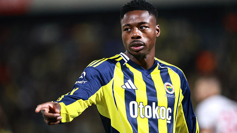 Fenerbahçede Trabzonspor maçı öncesi 1 eksik, 3 isim kart sınırında
