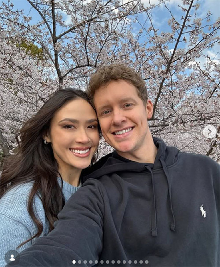  Çocukken birleşen küçücük elleri bir daha hiç ayrılmadı