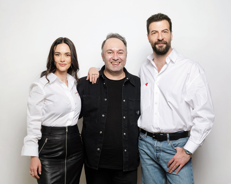 Hande Soral: ‘Bir olmak beni hâlâ çok heyecanlandırıyor’ / İsmail Demirci: ‘Onunla puzzle’ın parçaları gibiyiz, onsuz eksik kalırım’