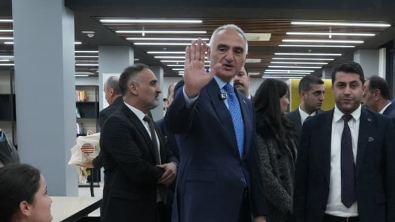 Bakan Ersoydan Batmana kültür hamlesi Yaşayan Kütüphane vizyonu büyüdü