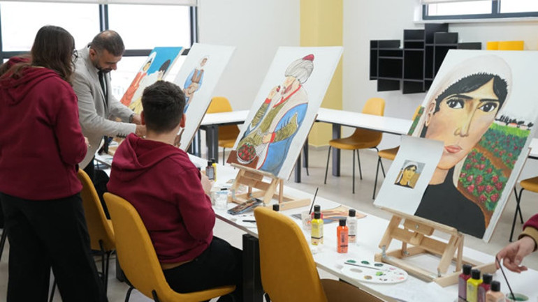 Bakan Ersoydan Batmana kültür hamlesi Yaşayan Kütüphane vizyonu büyüdü