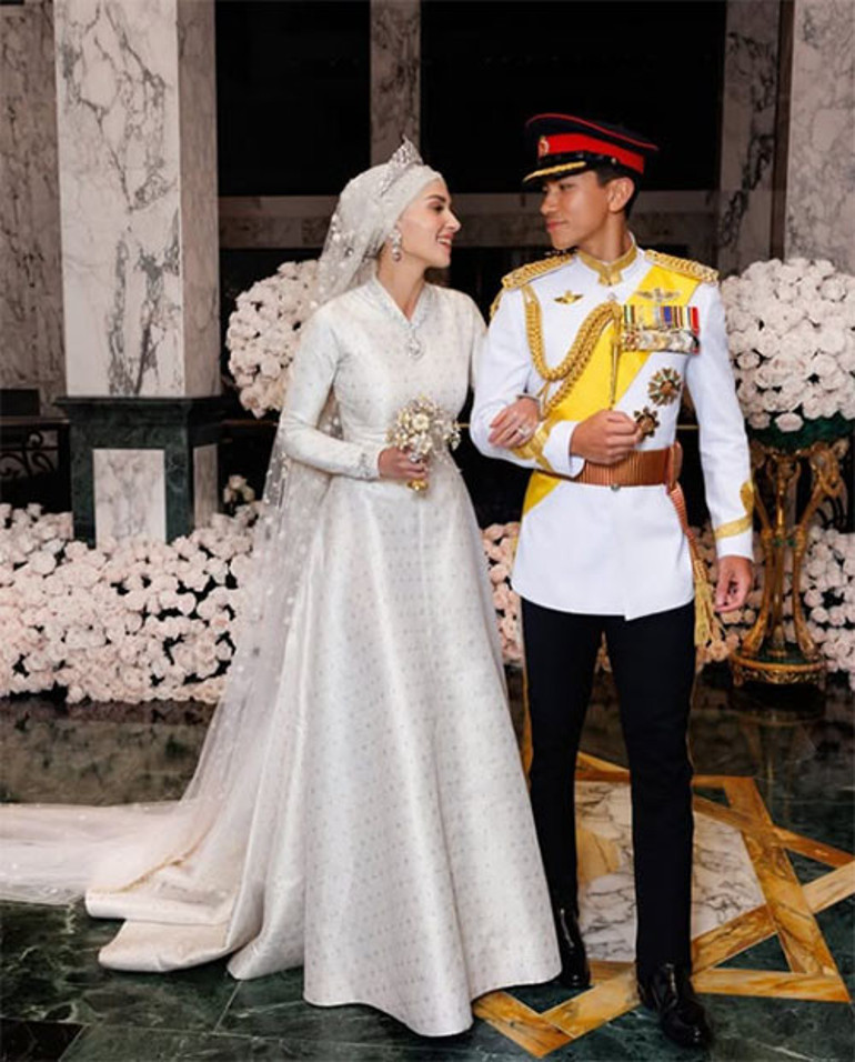  Doğum için Londraya gitmişler