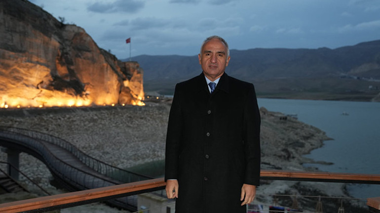 Hasankeyf’te yeni dönem Bakan Ersoy sahada inceledi