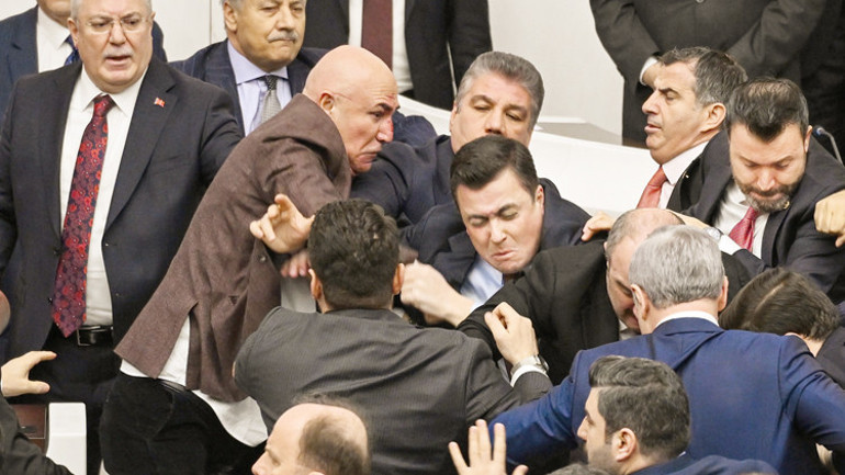 Ne yani Tokalaşma da mı olmayacak